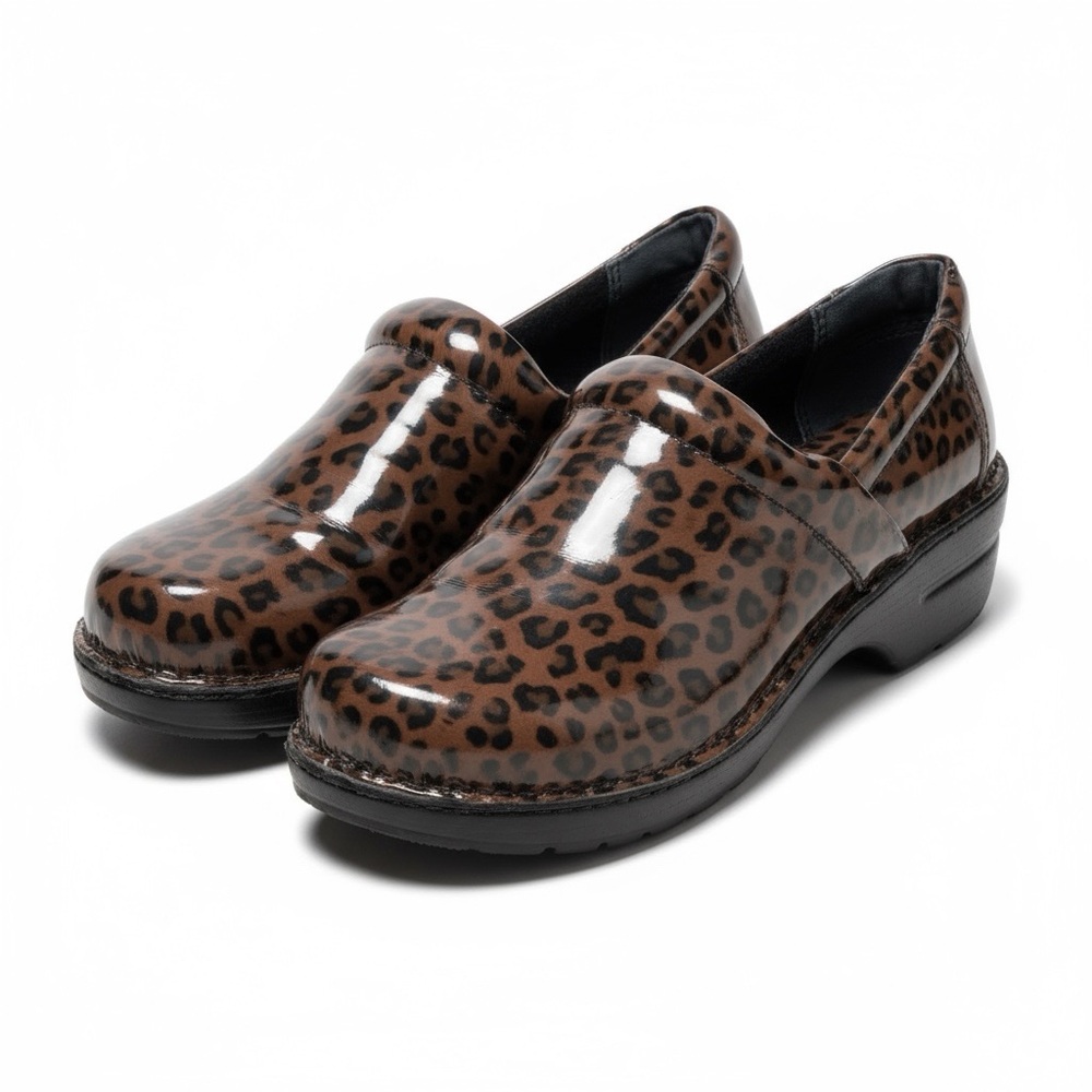 BOC Animal Print Clogs Patent Cheetah Print Sz 8.5